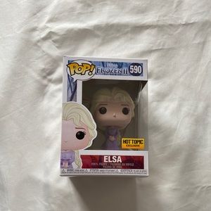 Elsa Hot Topic Exclusive Funko Pop